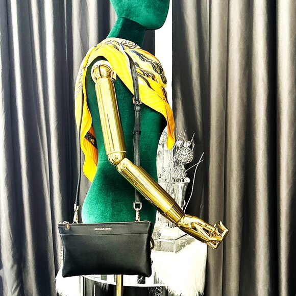 Michael Kors Crossbody Bag - Picture 8 of 10